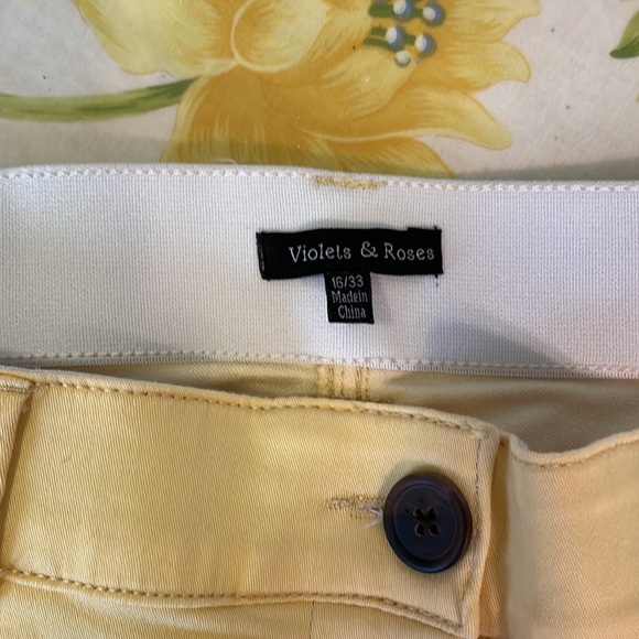 Violets & Roses Slacks - Picture 3 of 4